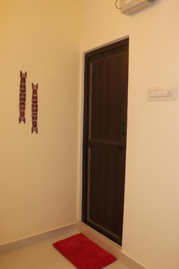 Grand Suites Srirangam Tiruchirappalli Exterior photo