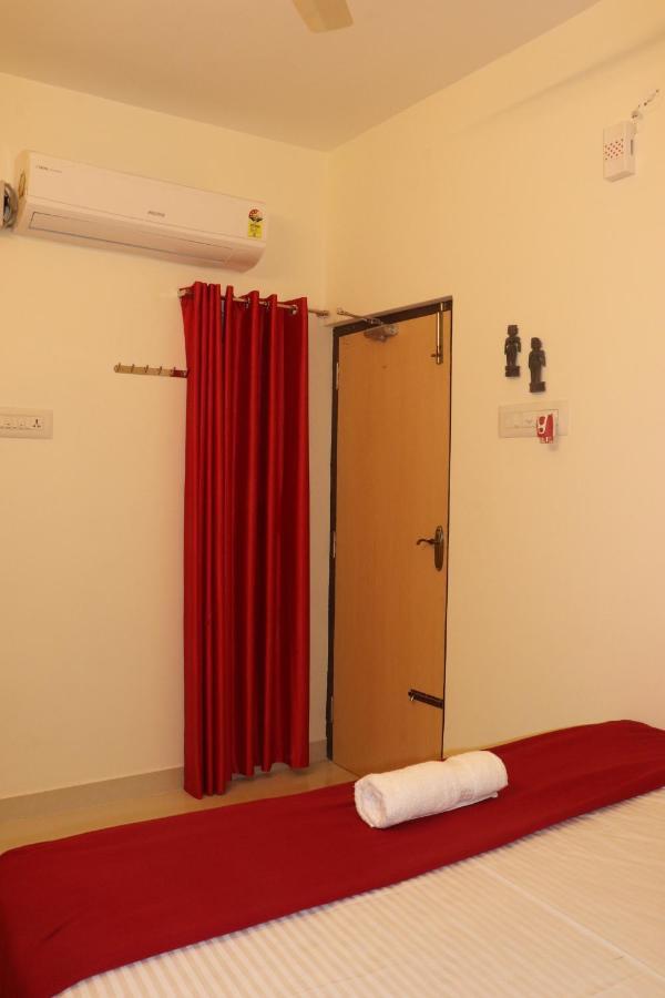 Grand Suites Srirangam Tiruchirappalli Exterior photo