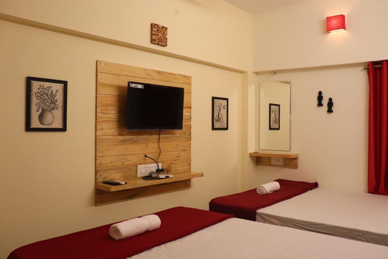 Grand Suites Srirangam Tiruchirappalli Exterior photo